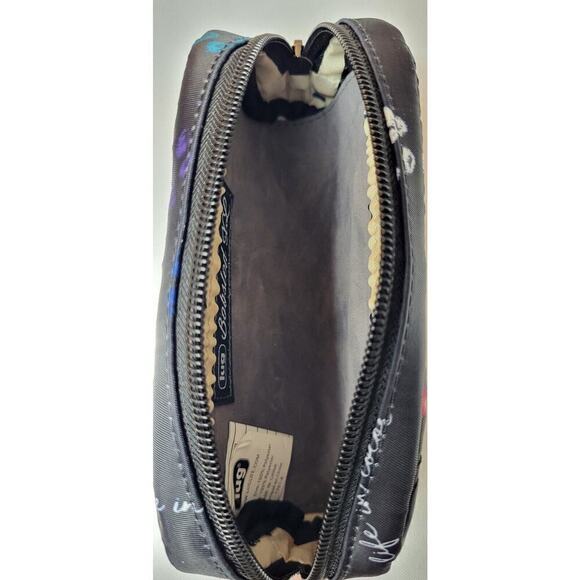 Lug Bobsled‎ XL Black Paw Print Cosmetic Make-up Bag Pouch - Picture 5 of 8